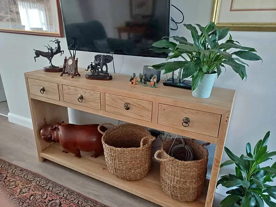 Oak console, photo 1