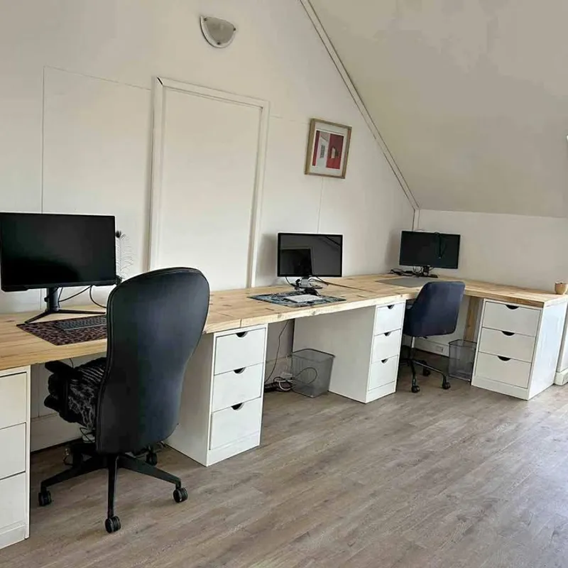Five-metre office desk