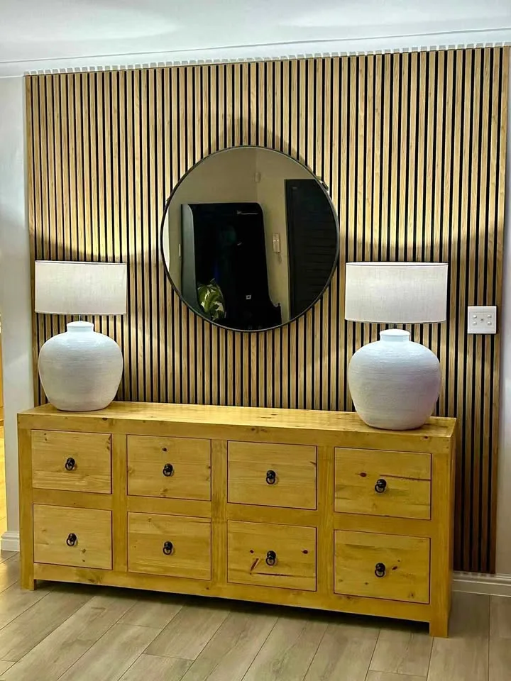 Pine server, photo 1