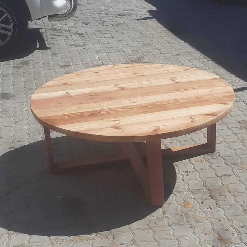 Round Oregon pine coffee table